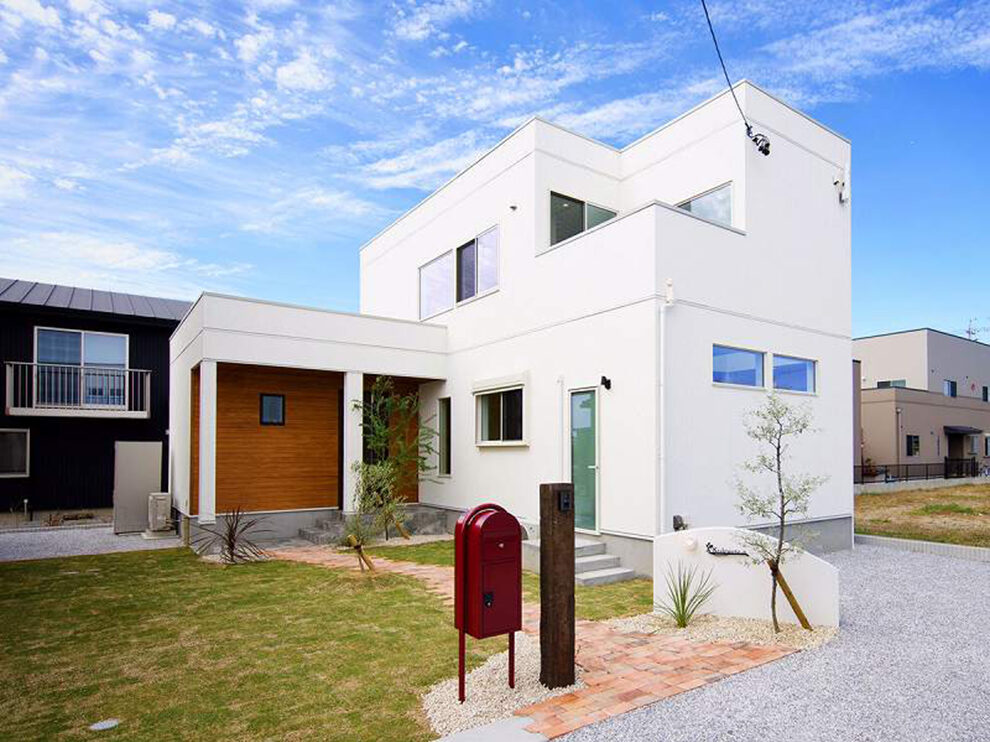 【住宅密集地】【2階リビング】大空間の2階リビング、アウトドア大好きご主人自慢の土間ホビールームがある家