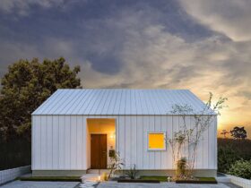【平屋】日々を豊かにするプラスワンの空間 ｢空庭｣と､フラットに暮らす快適な間取り【モデルハウス】